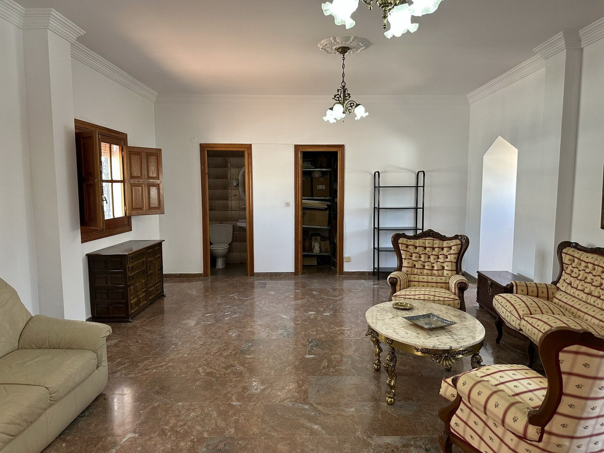Huis te koop in Vélez-Málaga | 5 slaapkamers H5137576