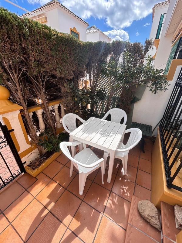 bungalow te koop in Torrevieja | 2 slaapkamers H604355