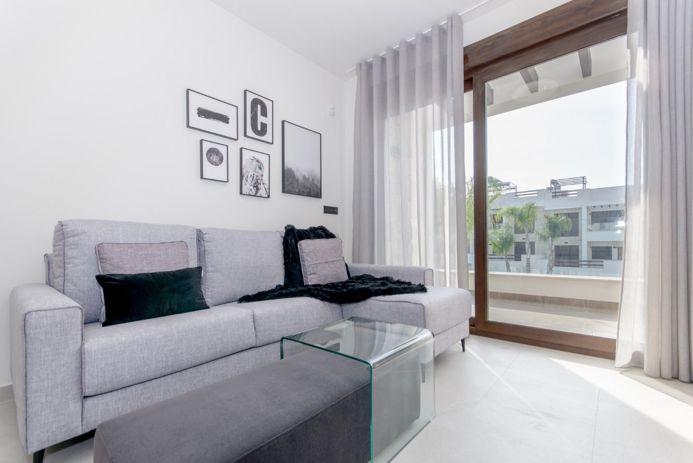 Bungalow te koop in Torrevieja | 2 slaapkamers H6471