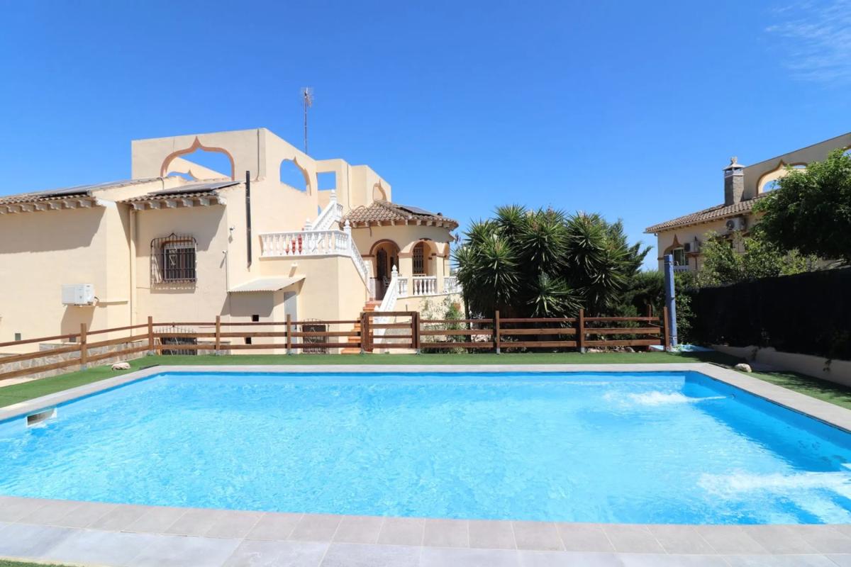 casas te koop in Algorfa | 5 slaapkamers H508898