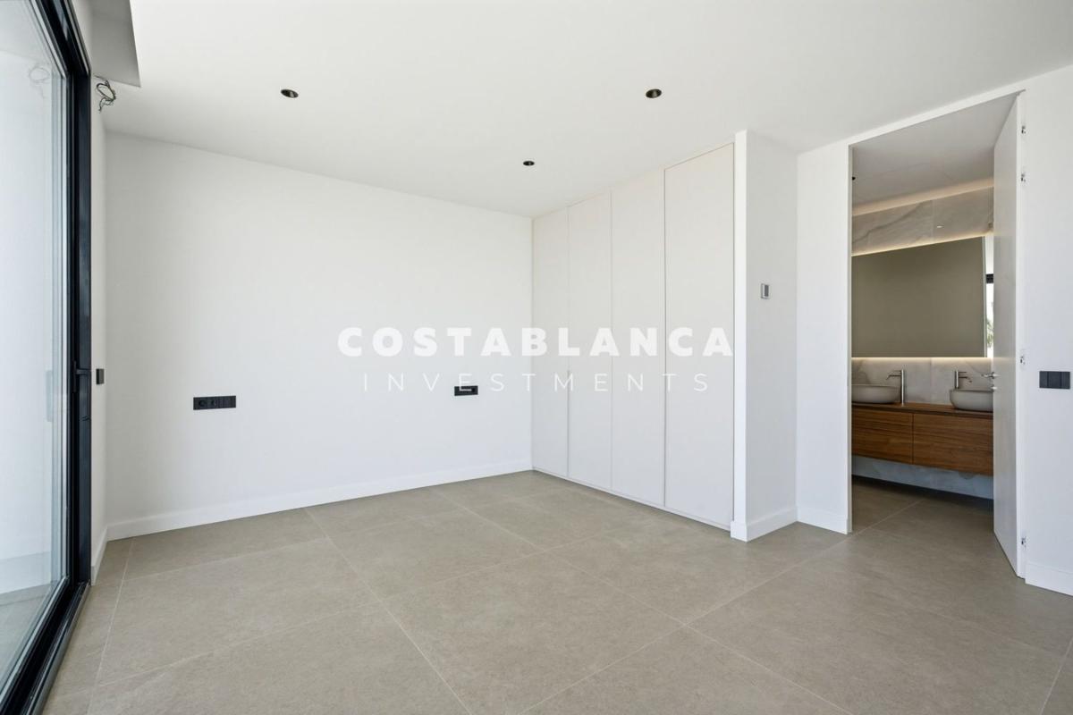 Property main view 152