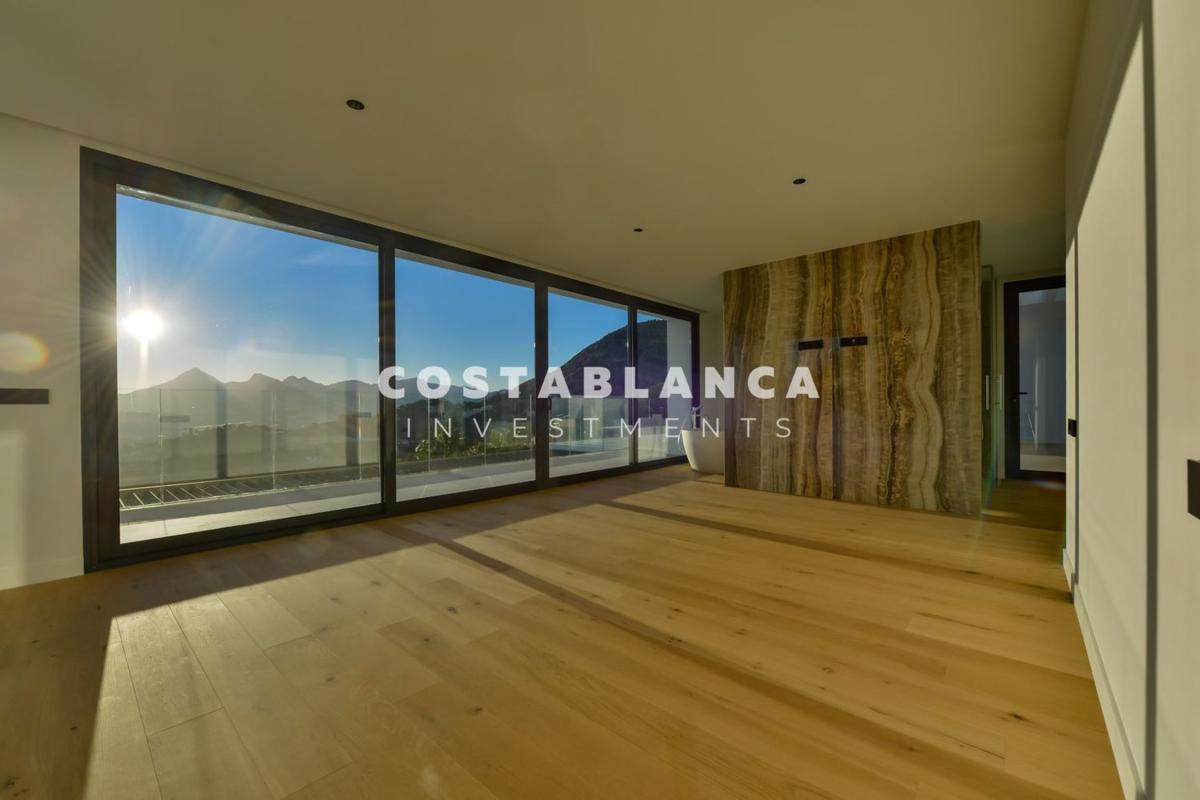 Property main view 155