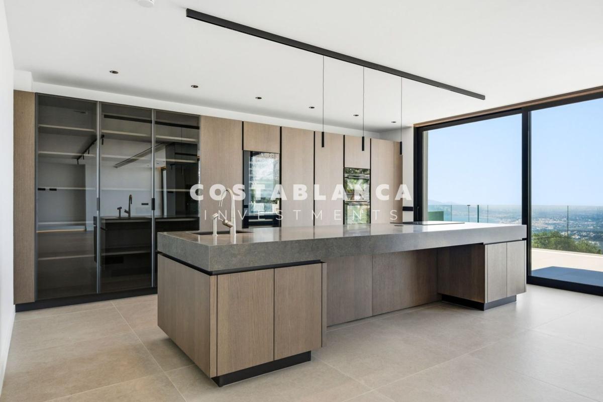 Property main view 48