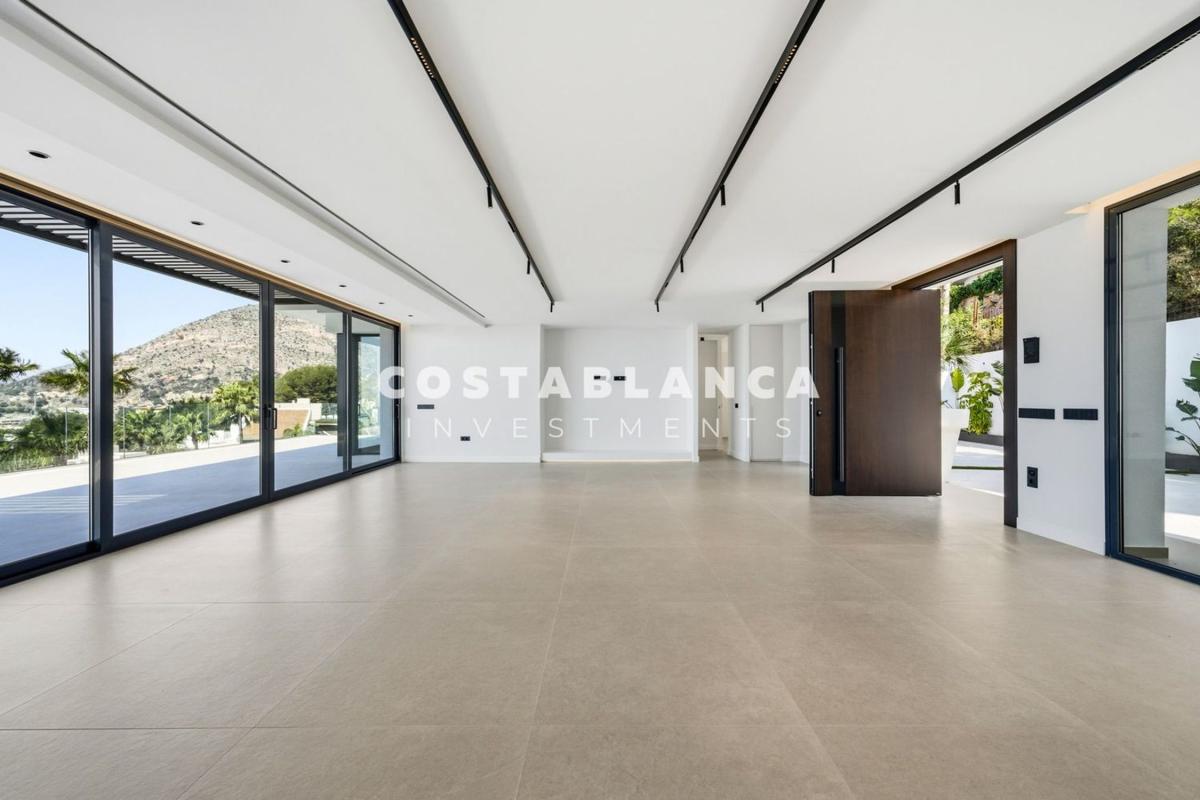 Property main view 72