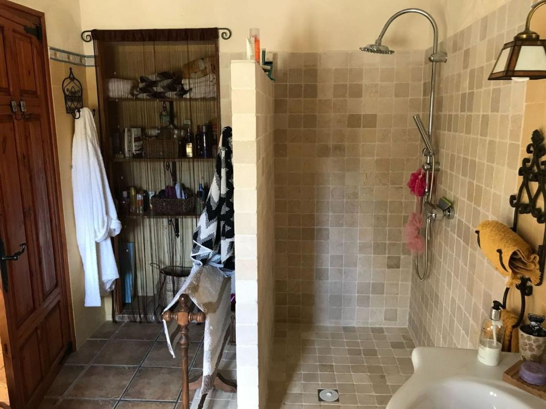 casas te koop in Monovar | 5 slaapkamers H622094