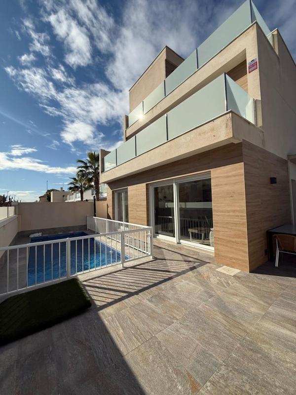 casas te koop in Pilar de la Horadada | 4 slaapkamers H588041