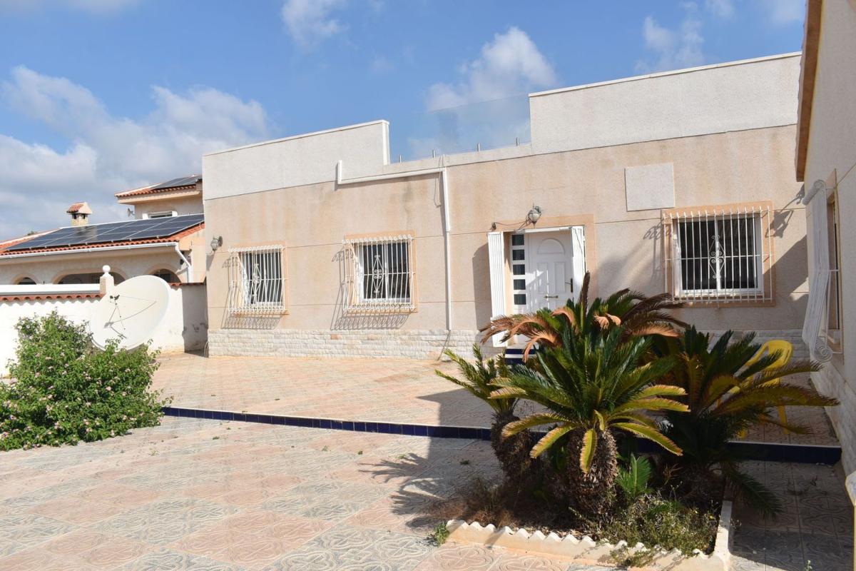 casas te koop in San Fulgencio | 3 slaapkamers H544867