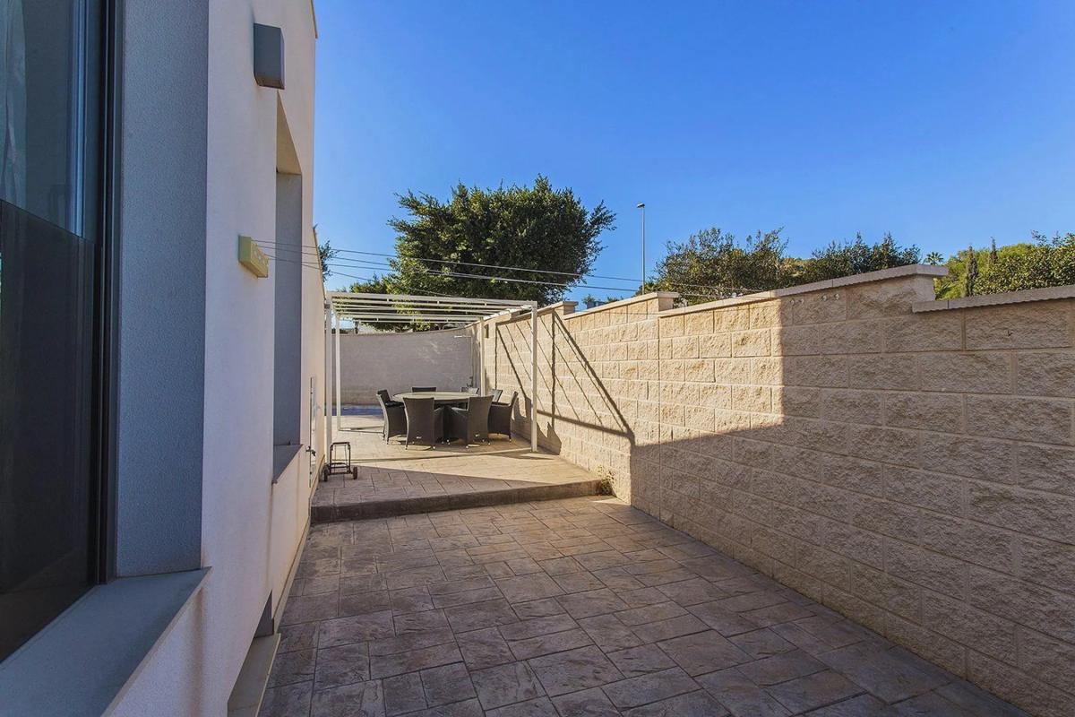 Property main view 20