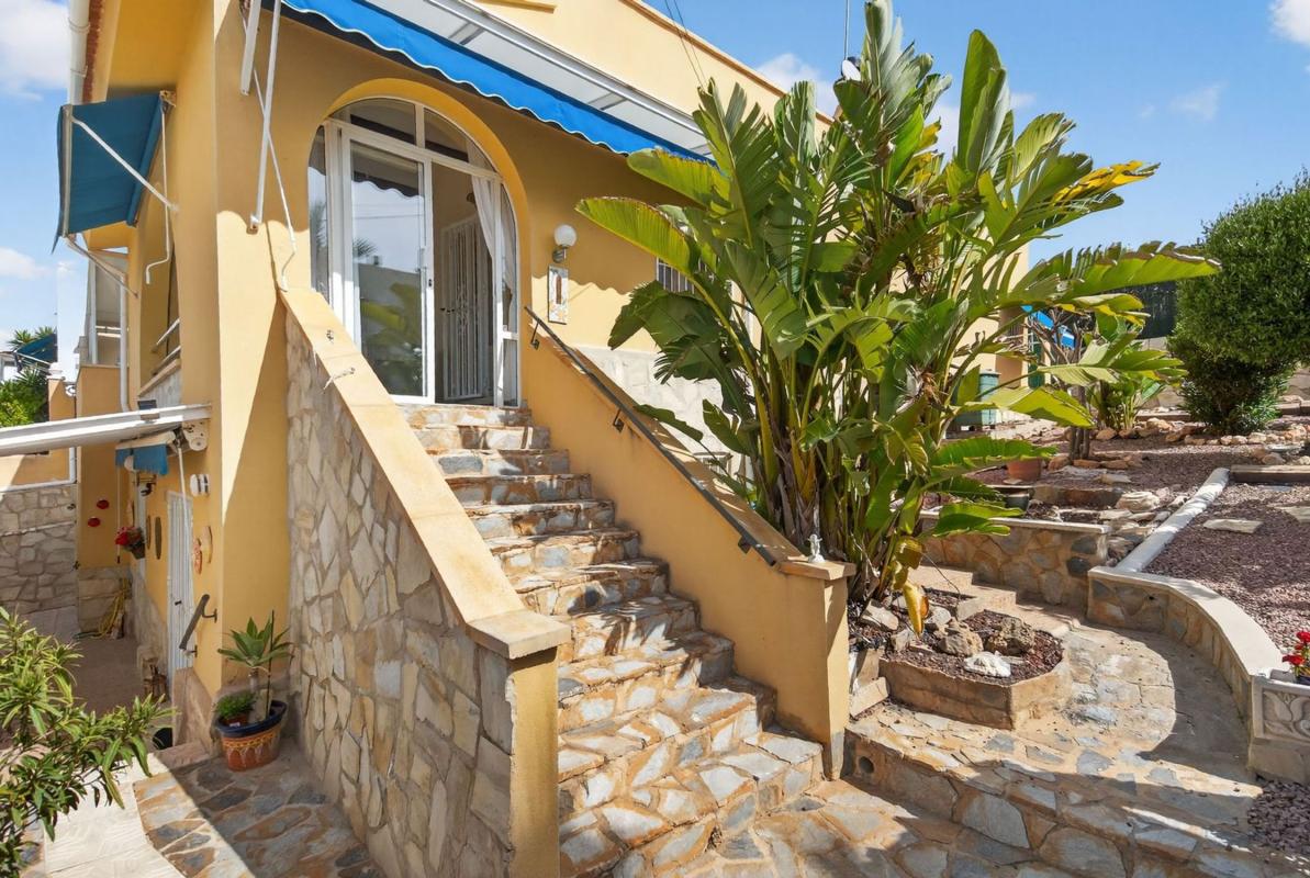 casas te koop in San Miguel de Salinas | 3 slaapkamers H521899