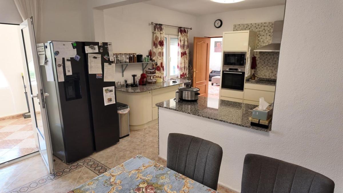 casas te koop in San Miguel de Salinas | 5 slaapkamers H599390