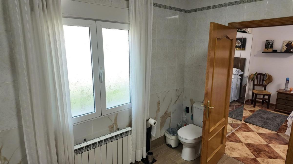 casas te koop in San Miguel de Salinas | 5 slaapkamers H599390