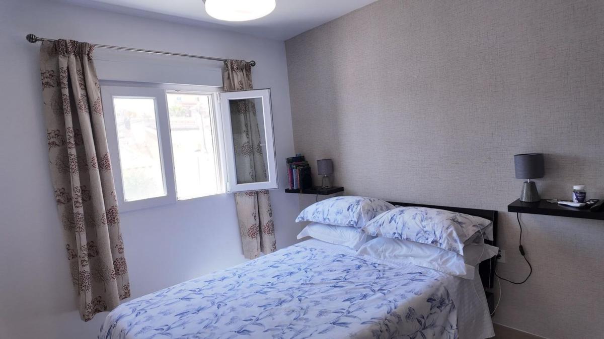 casas te koop in San Miguel de Salinas | 5 slaapkamers H599390