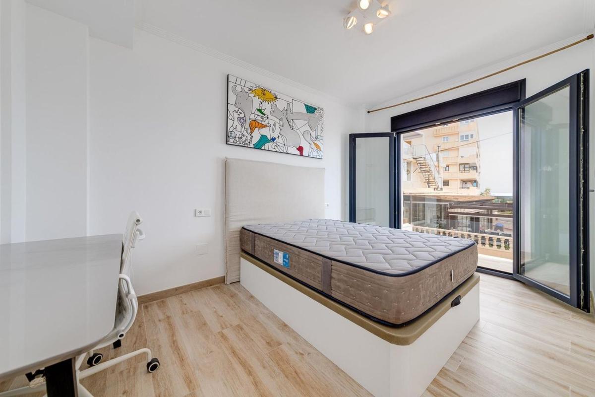 casas te koop in Torrevieja | 4 slaapkamers H480006