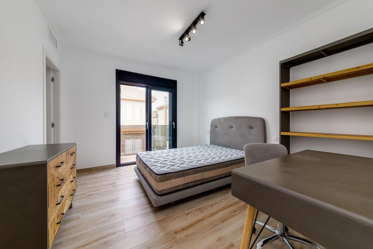 casas te koop in Torrevieja | 4 slaapkamers H480006