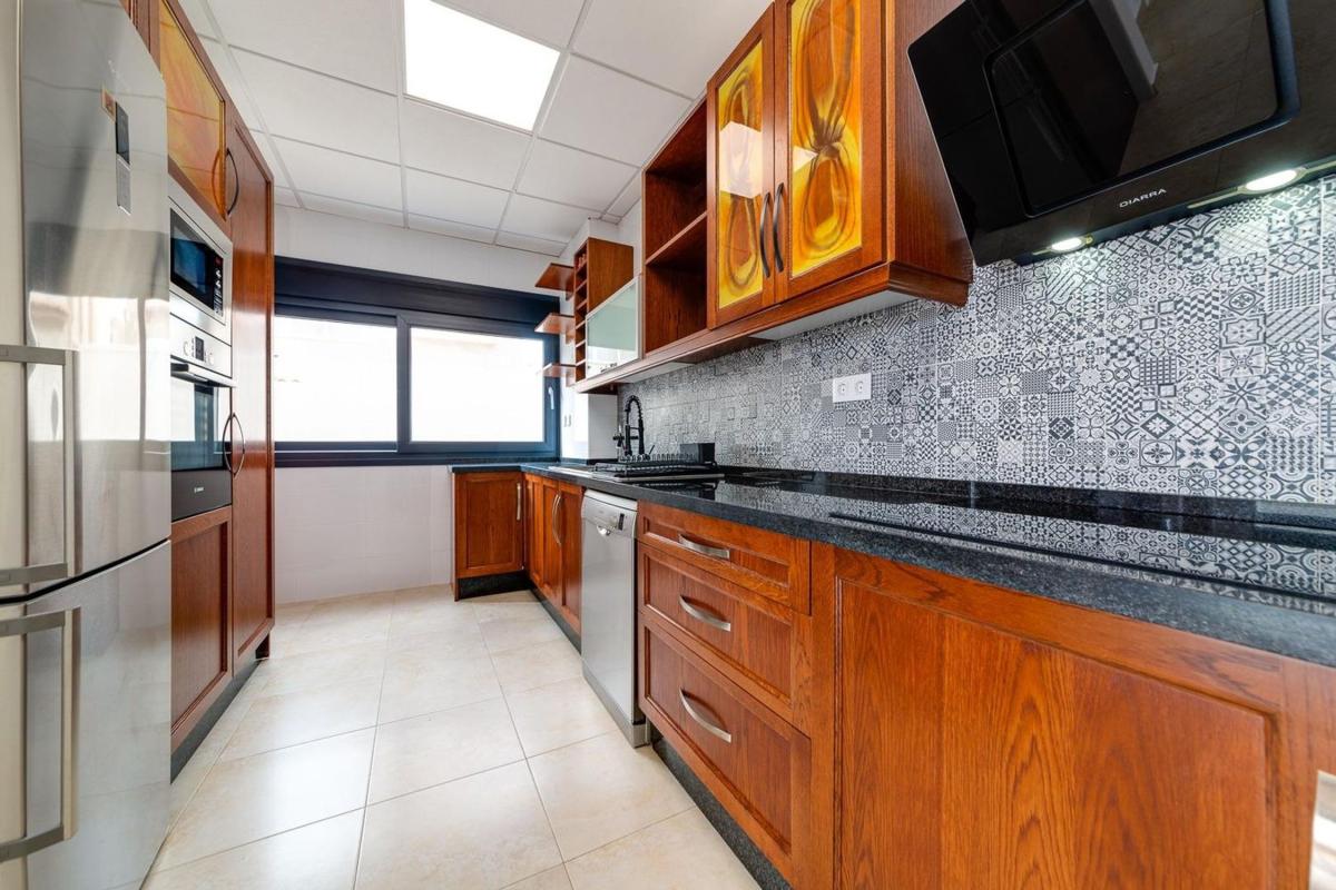 casas te koop in Torrevieja | 4 slaapkamers H480006