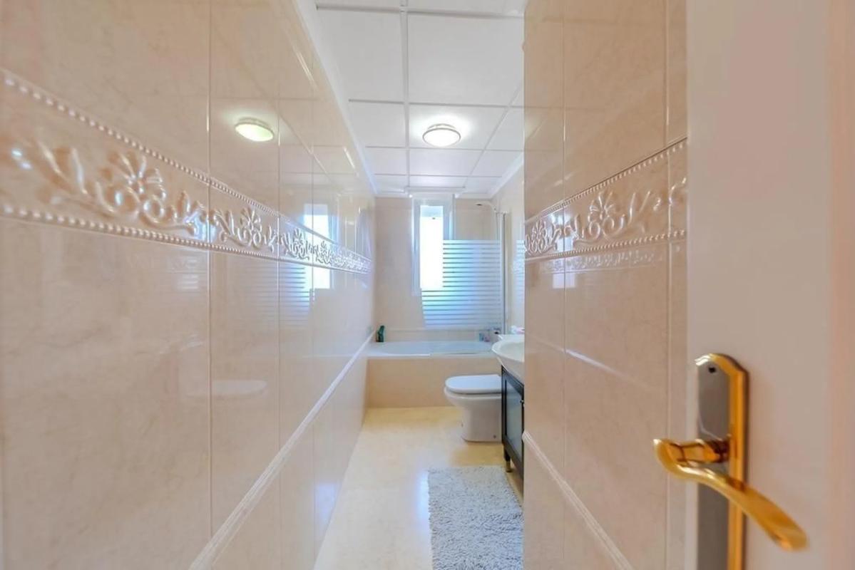 casas te koop in Torrevieja | 5 slaapkamers H482468
