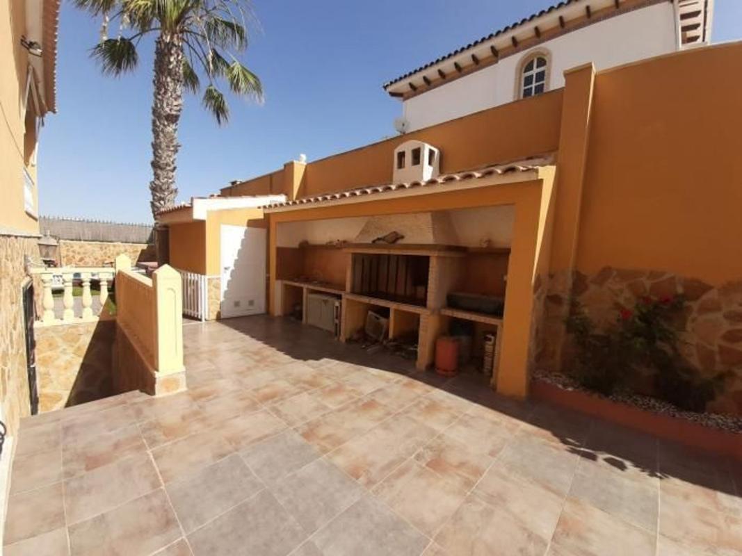 casas te koop in Torrevieja | 6 slaapkamers H588218
