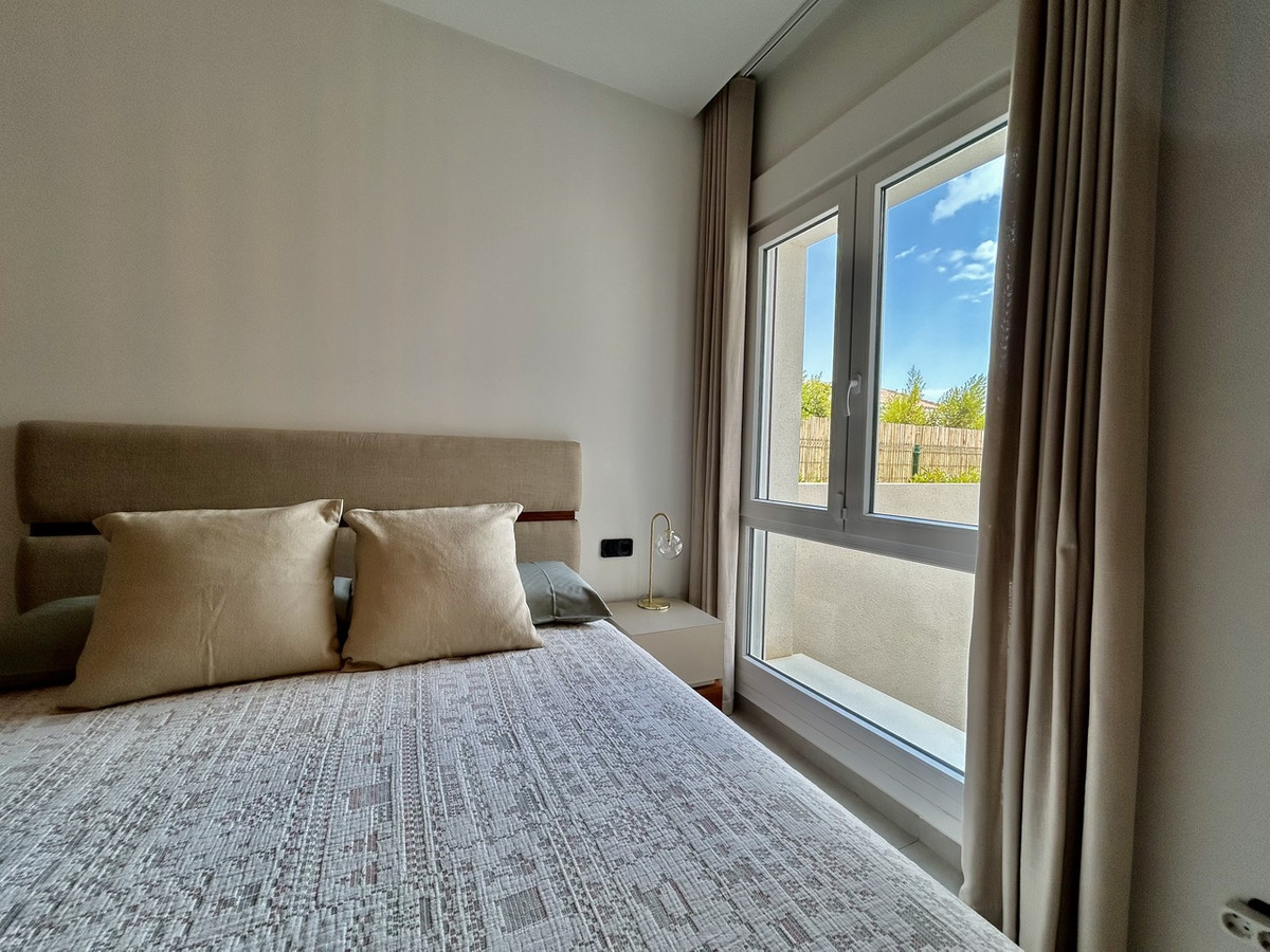 Nachtclub te koop in Algorfa | 4 slaapkamers H5464975