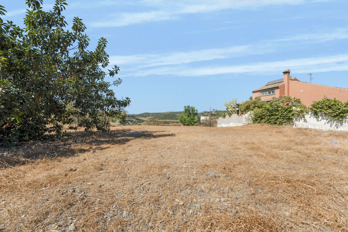 Percelen te koop in Almayate | 0 slaapkamers H5145109