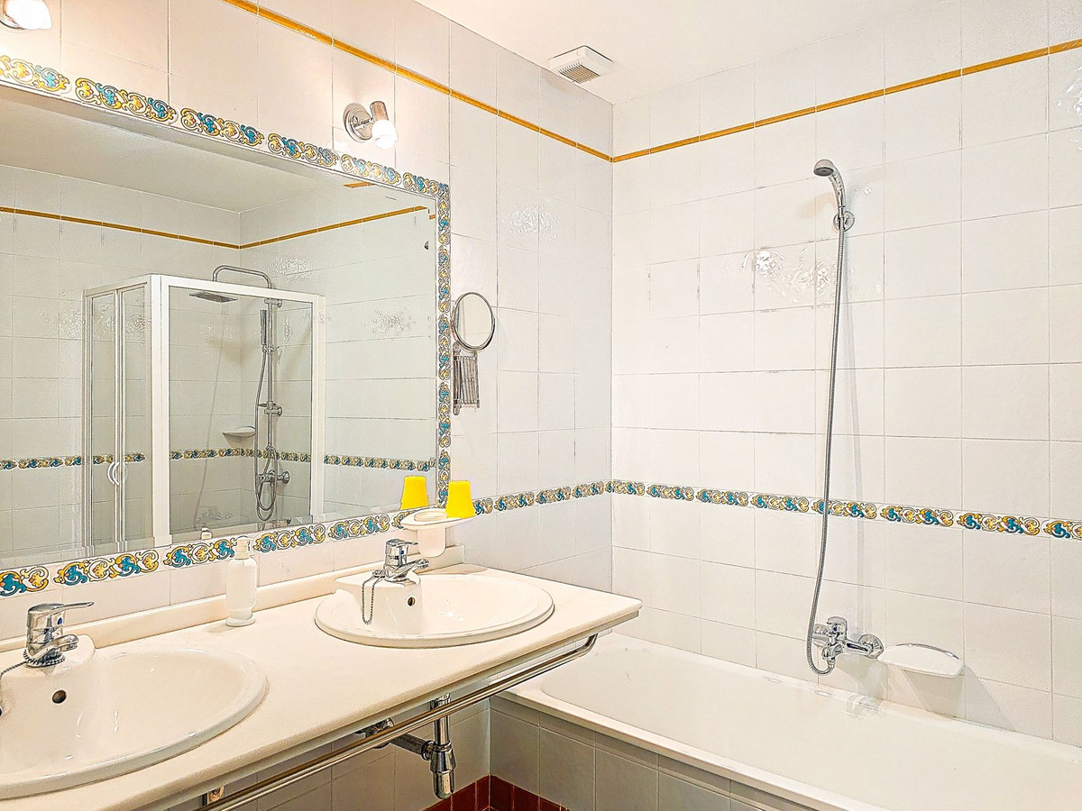 Property main view 40