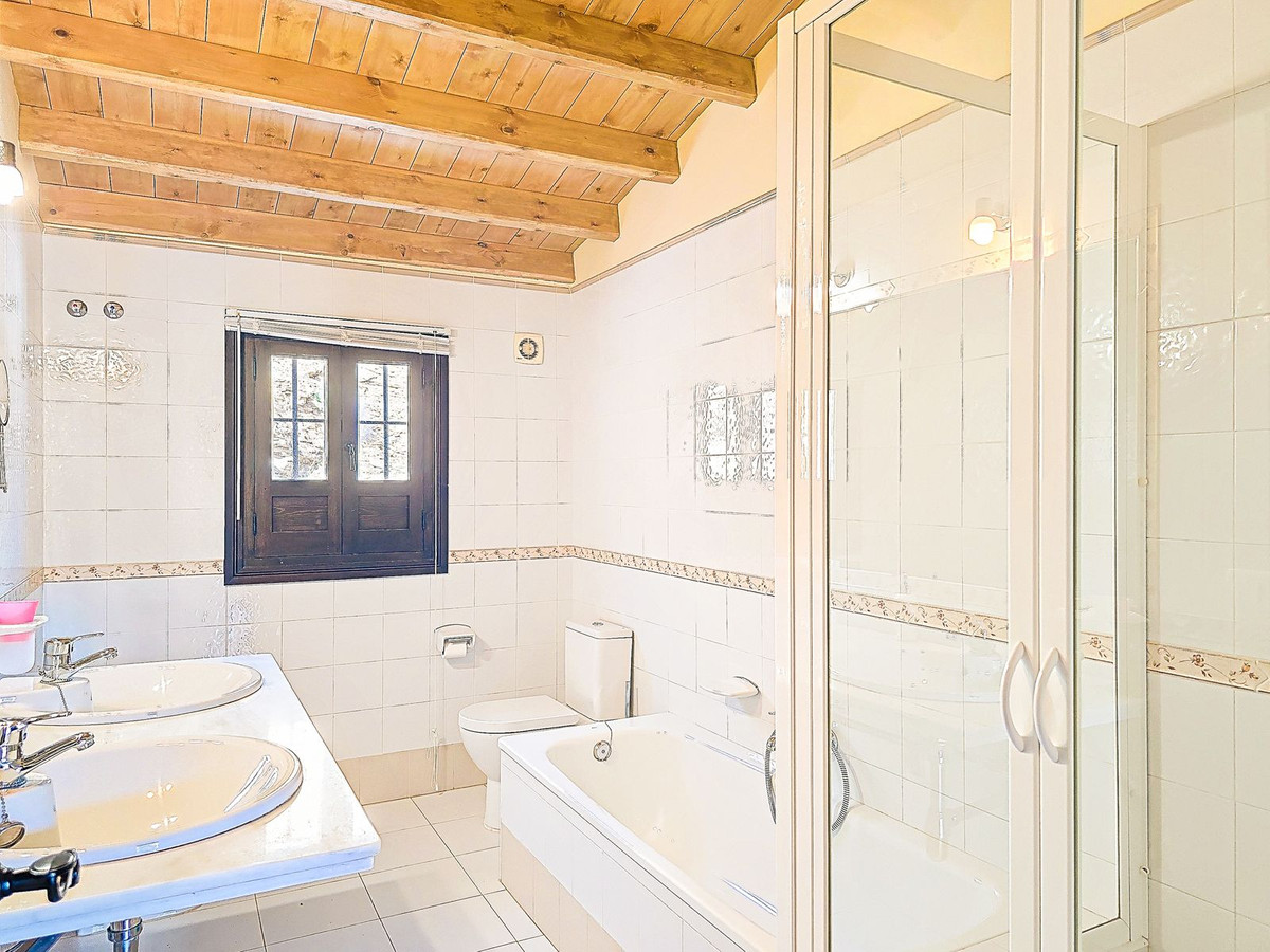 Property main view 64