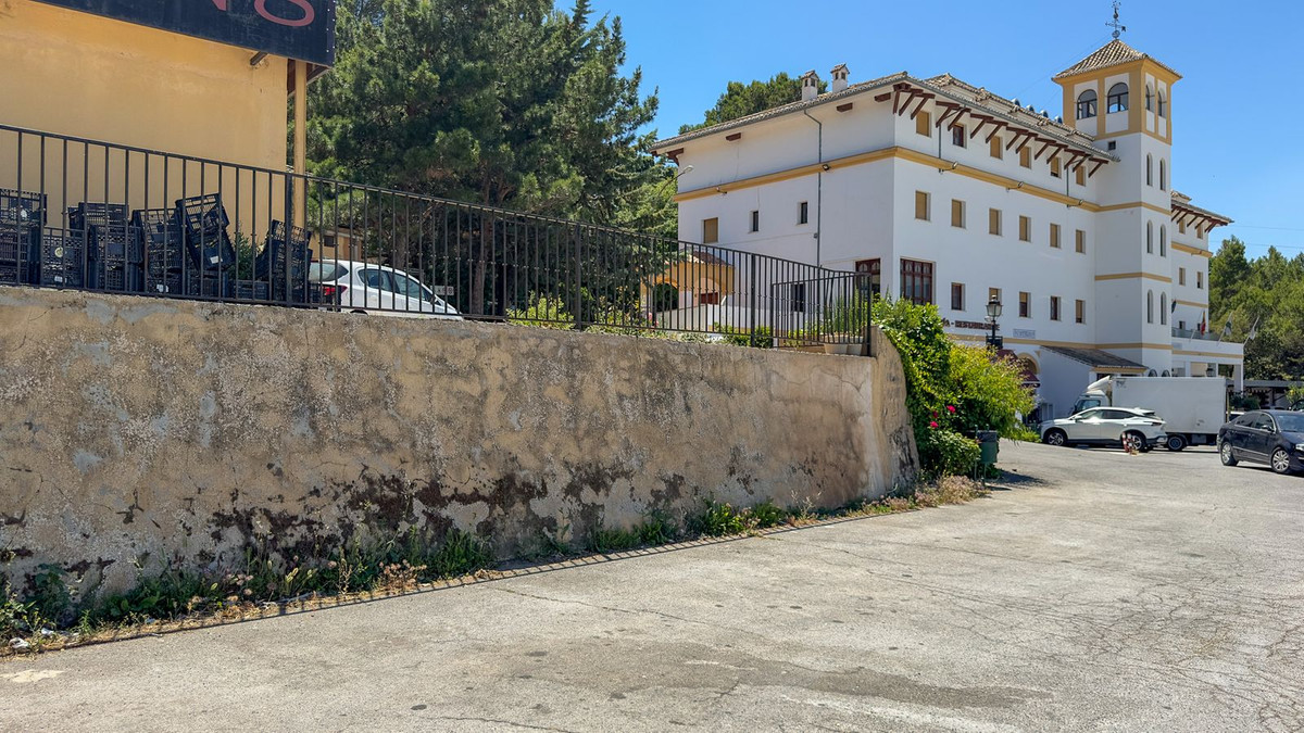 Appartement te koop in Antequera | 63 slaapkamers H4771708
