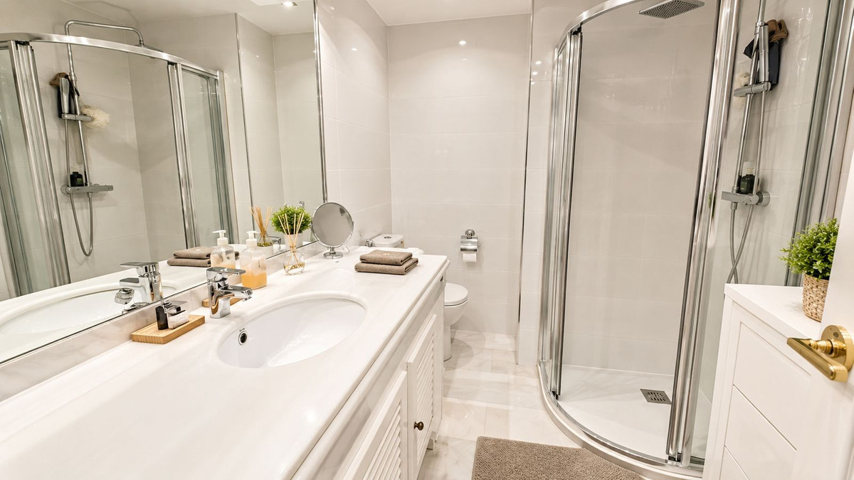 Winkel te koop in Bel Air | 3 slaapkamers H5478877