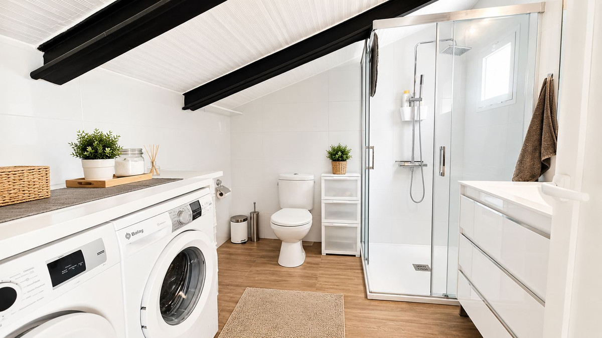 Winkel te koop in Bel Air | 3 slaapkamers H5478877