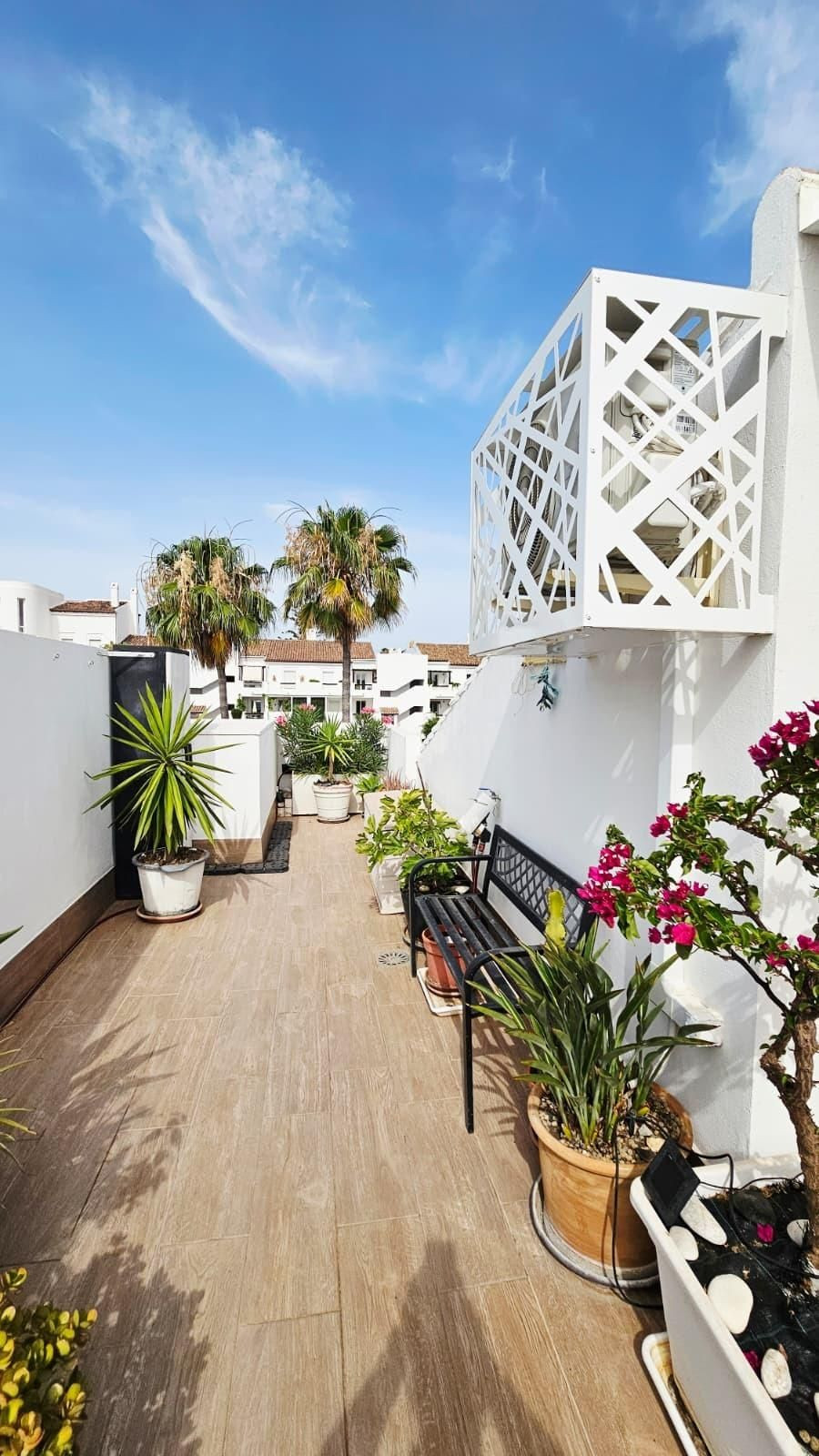 Winkel te koop in Bel Air | 3 slaapkamers H5478877