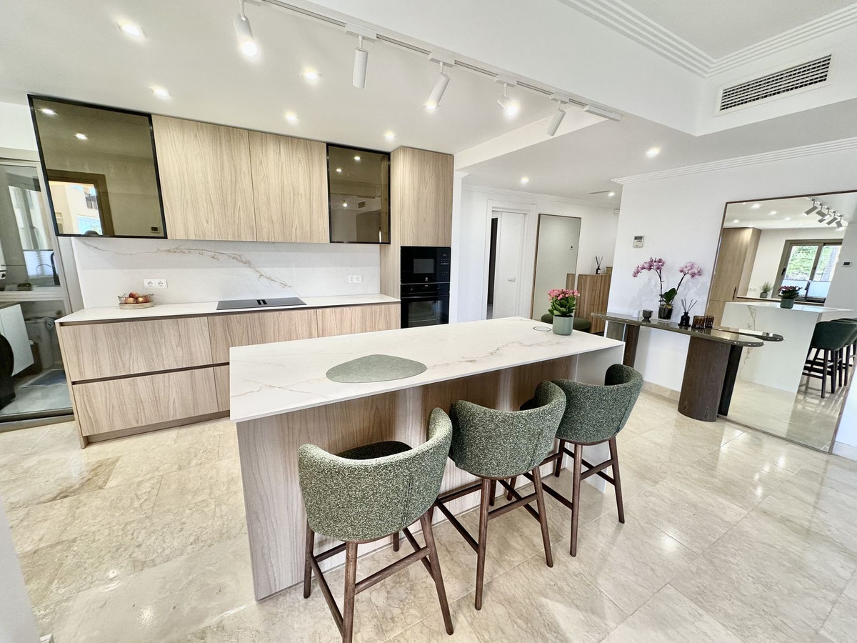 Restaurant te koop in Benahavís | 3 slaapkamers H5399989