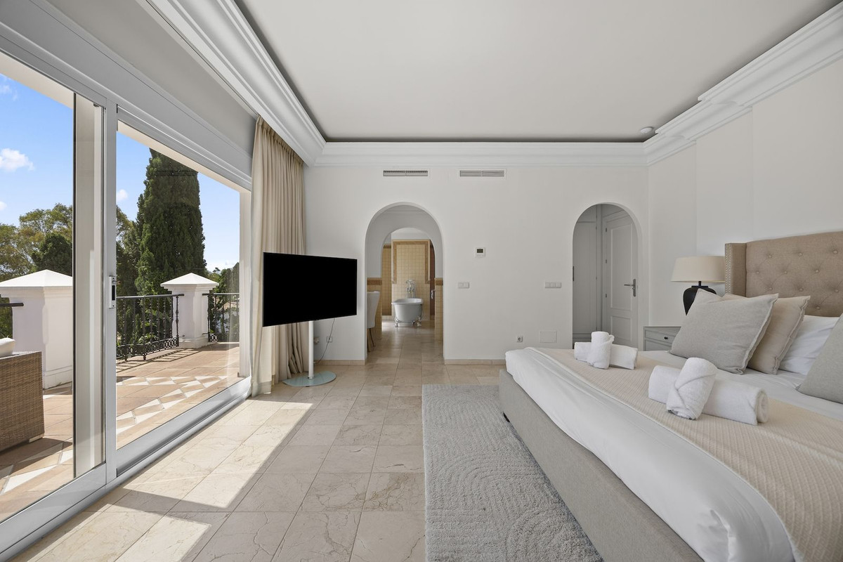 Huis te koop in Benahavís | 8 slaapkamers H5423182