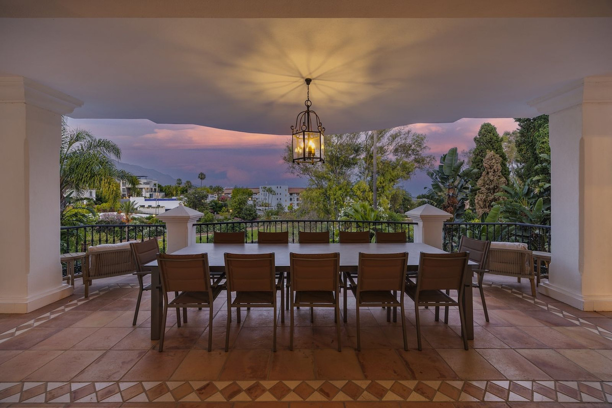 Huis te koop in Benahavís | 8 slaapkamers H5423182
