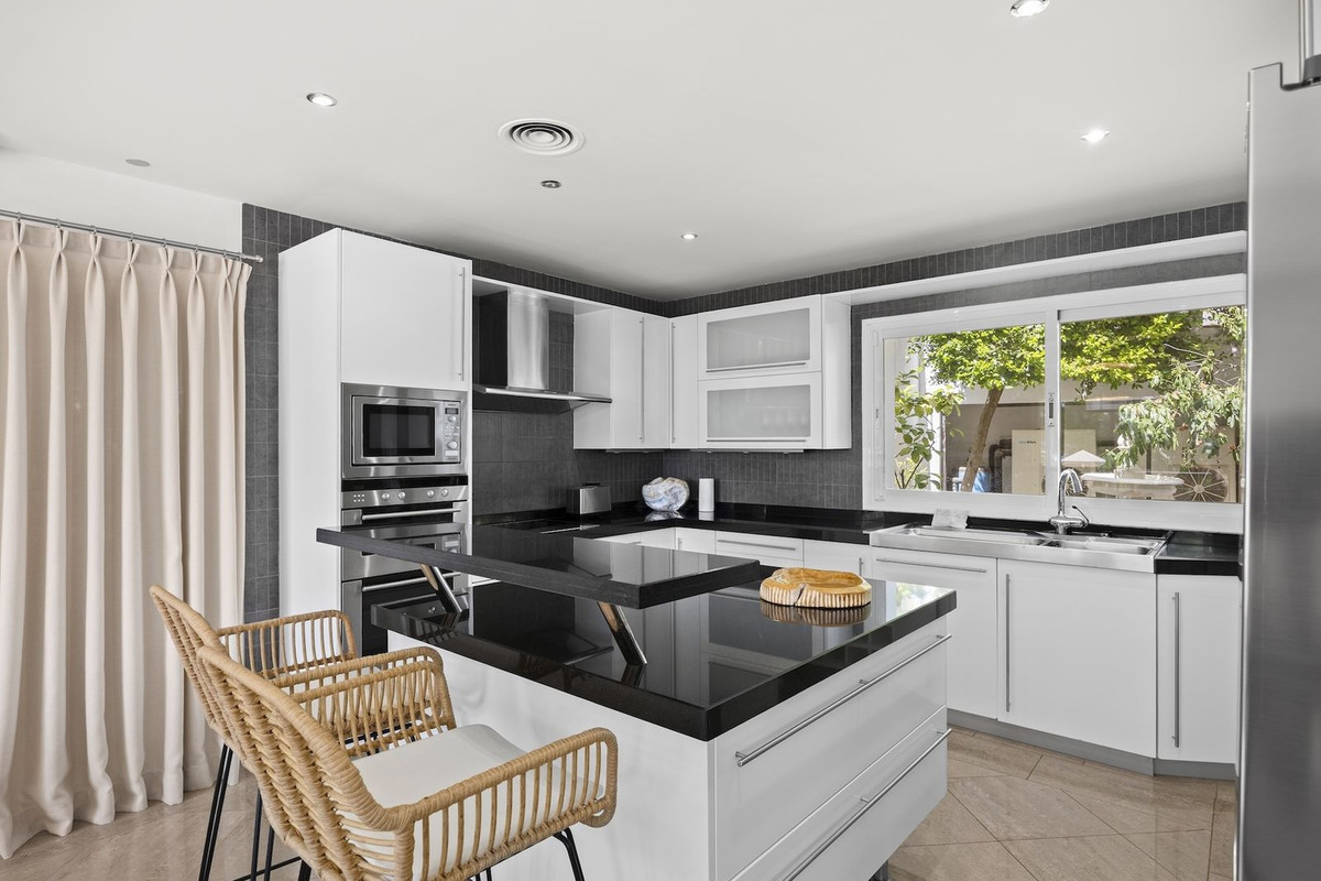 Huis te koop in Benahavís | 8 slaapkamers H5423182