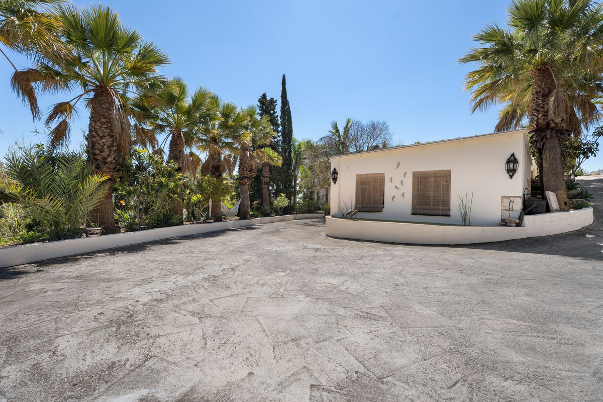 Property main view 43