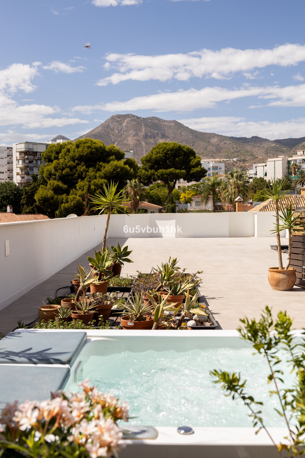Appartement te koop in Benalmadena Costa | 2 slaapkamers H5485972