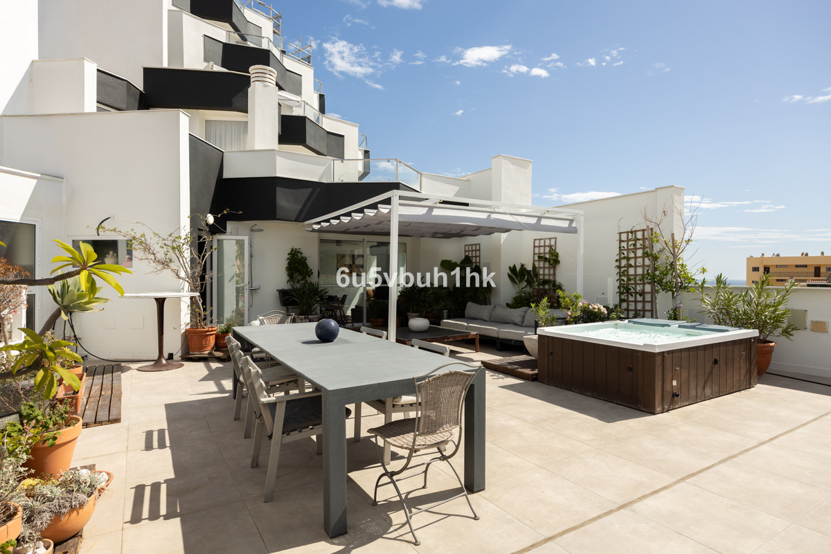 Appartement te koop in Benalmadena Costa | 2 slaapkamers H5485972
