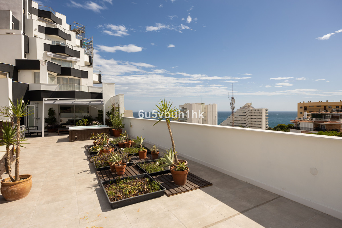 Appartement te koop in Benalmadena Costa | 2 slaapkamers H5485972