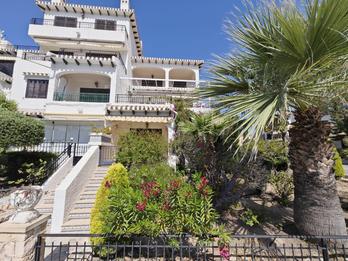 Commercieel te koop in Cabo Roig | 3 slaapkamers H5453623