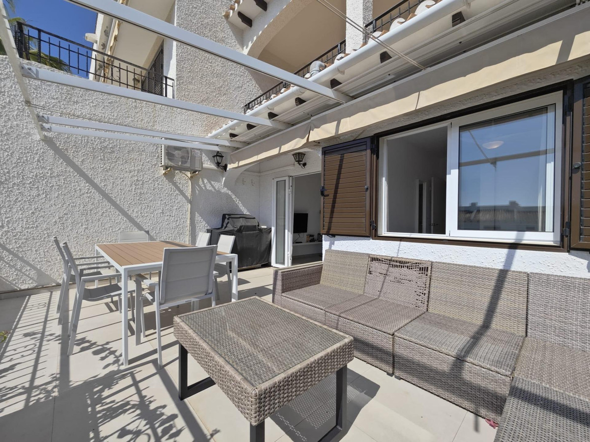 Commercieel te koop in Cabo Roig | 3 slaapkamers H5453623