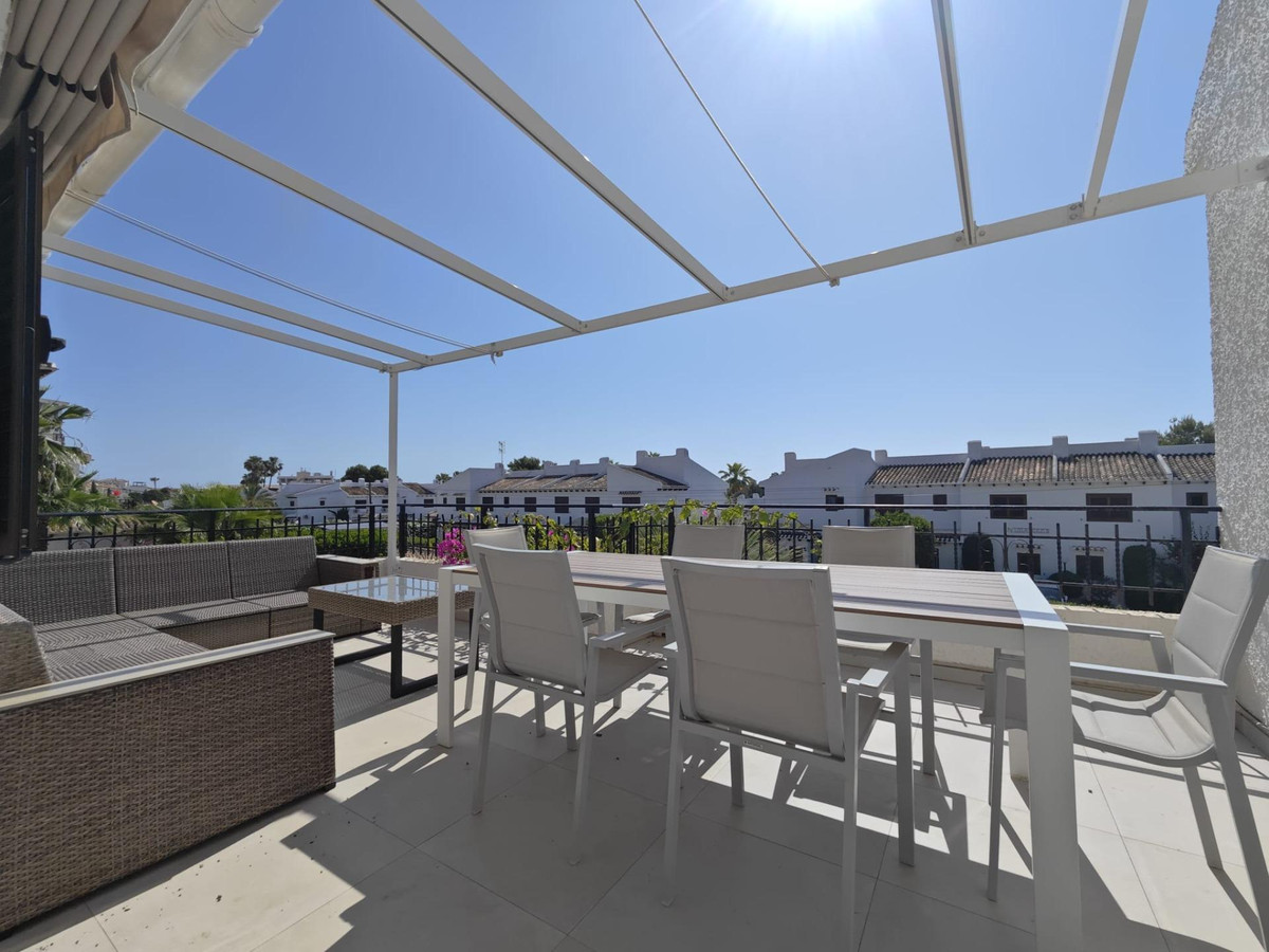 Commercieel te koop in Cabo Roig | 3 slaapkamers H5453623
