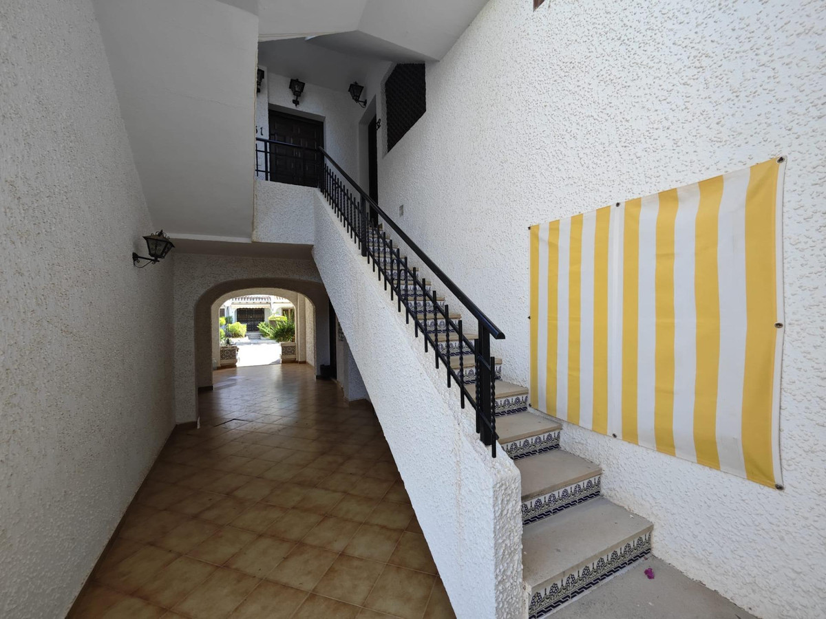 Commercieel te koop in Cabo Roig | 3 slaapkamers H5453623