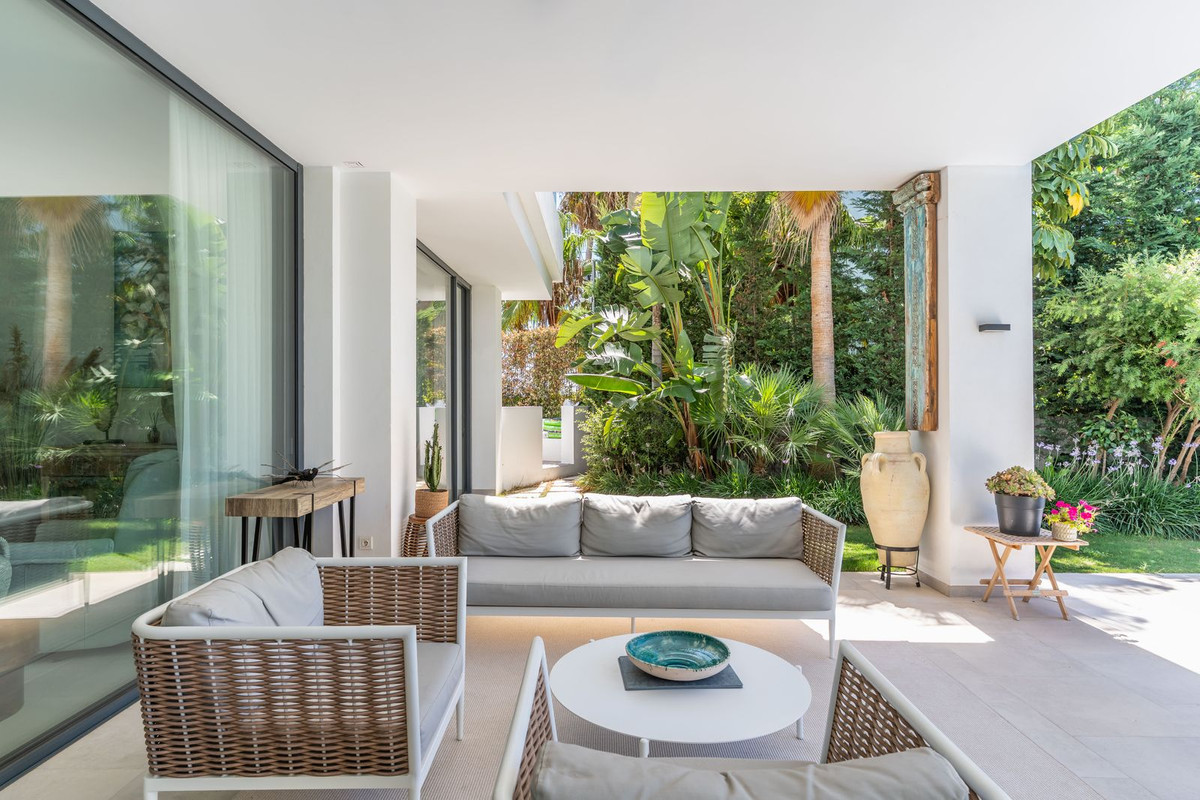 Appartement te koop in Cabopino | 5 slaapkamers H5339008