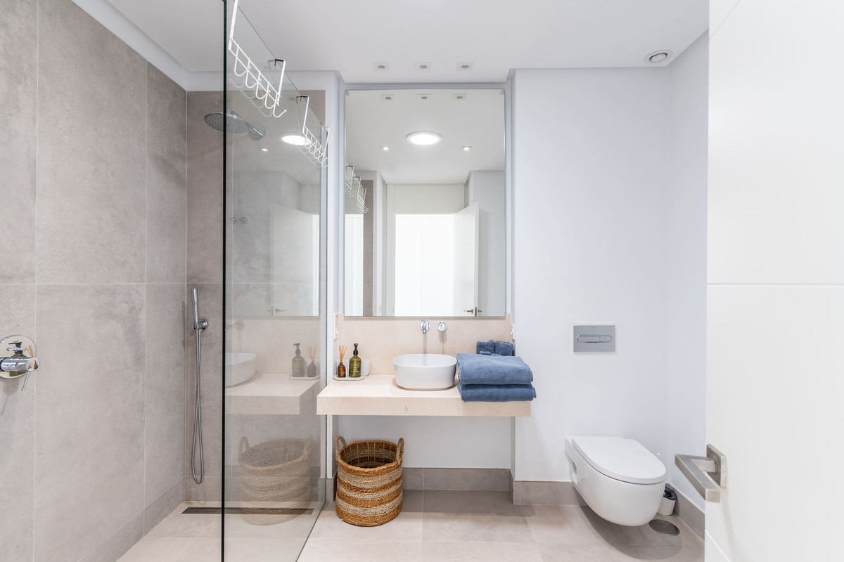 Appartement te koop in Cabopino | 5 slaapkamers H5339008