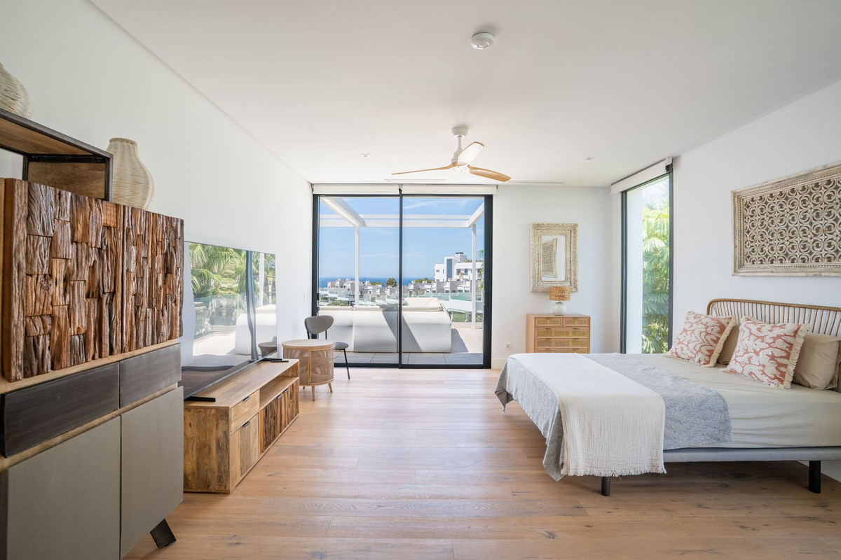 Appartement te koop in Cabopino | 5 slaapkamers H5339008