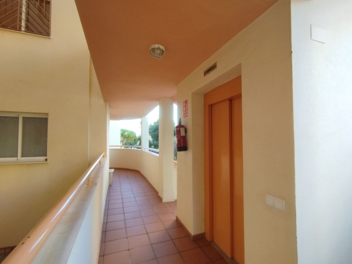 Winkel te koop in Calahonda | 2 slaapkamers H5459218