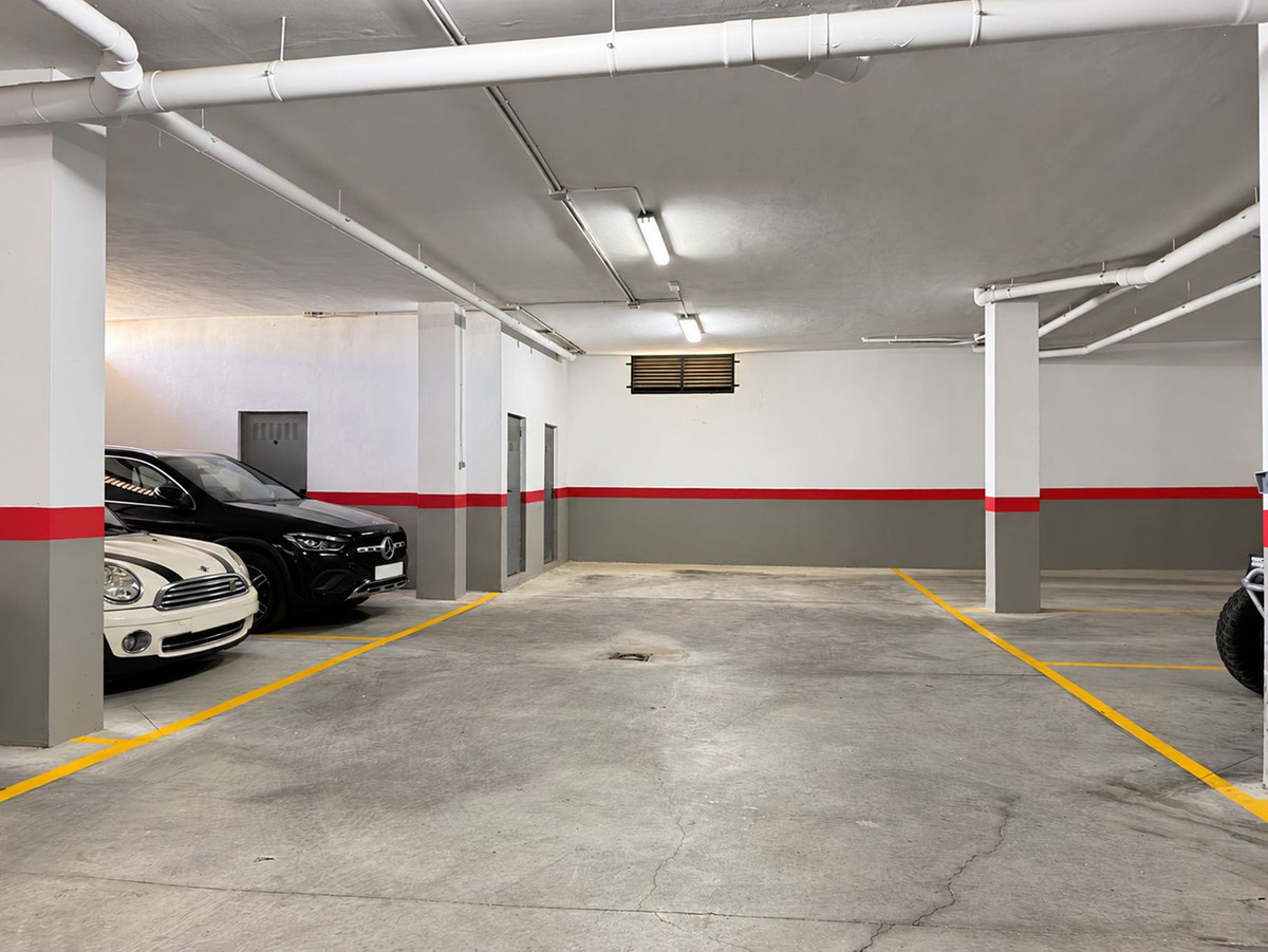 Gebouw te koop in Calahonda | 2 slaapkamers H5526004