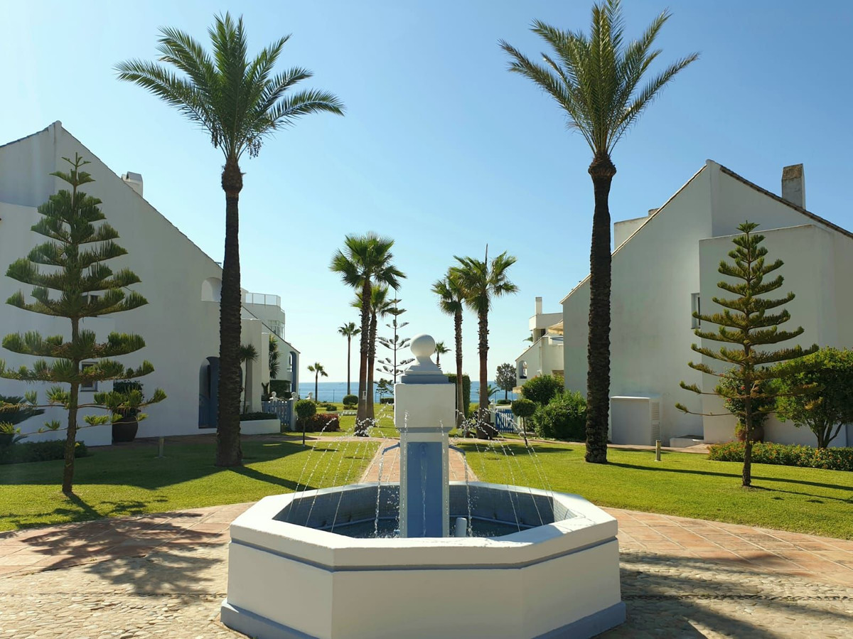 Huis te koop in Casares Playa | 2 slaapkamers H5286838