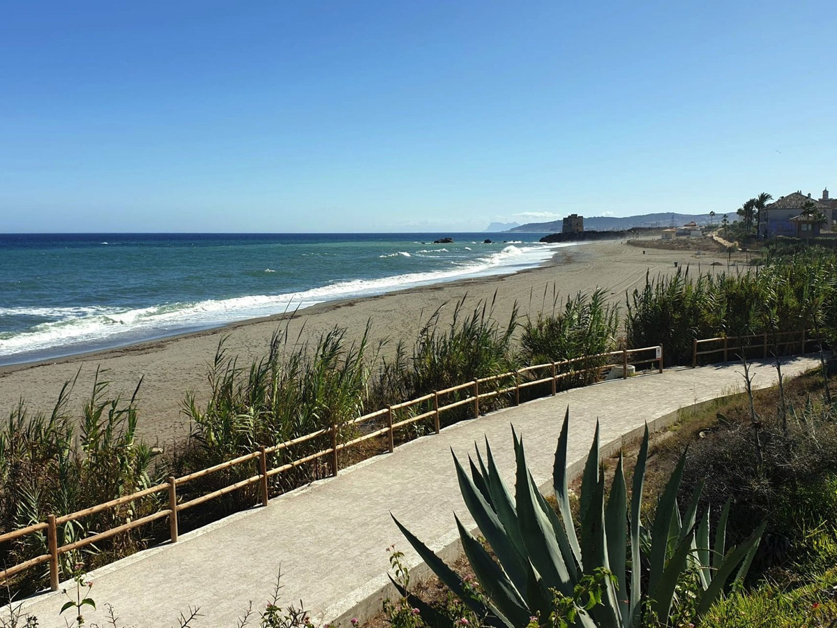 Huis te koop in Casares Playa | 2 slaapkamers H5286838