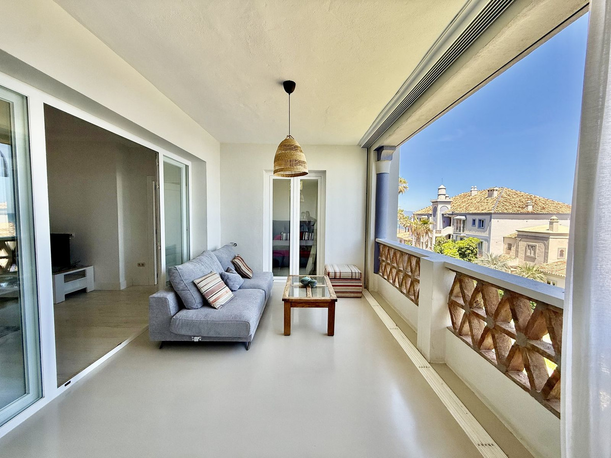 Appartement te koop in Casares Playa | 3 slaapkamers H5431978