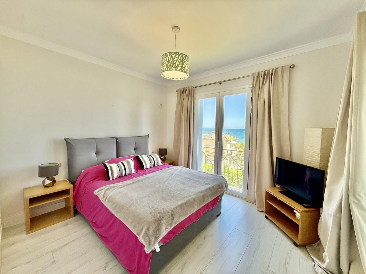 Appartement te koop in Casares Playa | 3 slaapkamers H5431978